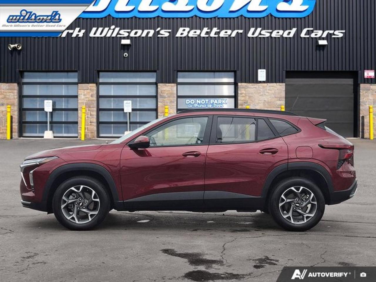 2024 Chevrolet Trax LT | Sunroof | Apple CarPlay | Android Auto | Heated Seats & Steering | Cruise Control | and More ! Photo