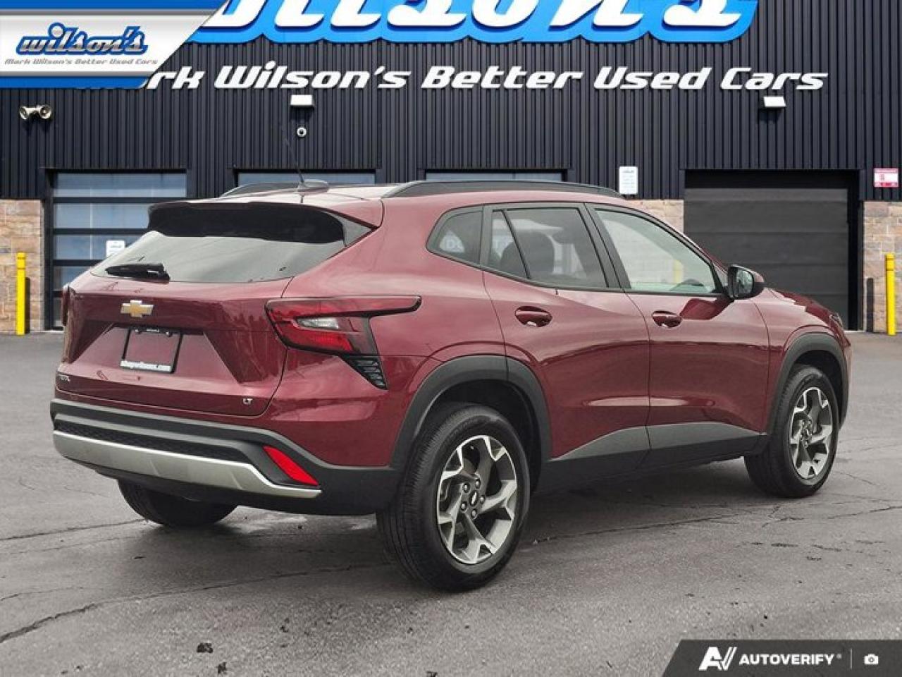 2024 Chevrolet Trax LT | Sunroof | Apple CarPlay | Android Auto | Heated Seats & Steering | Cruise Control | and More ! Photo4