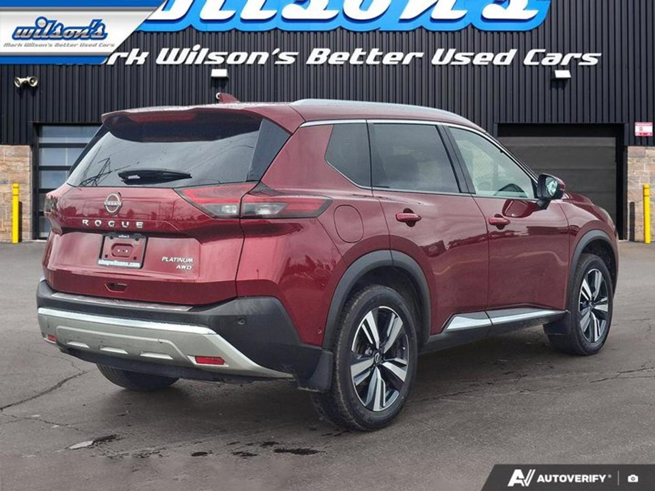 2023 Nissan Rogue Platinum AWD | Quilted Leather | Pano Roof | Nav | Adaptive Cruise | 360 Camera | and More ! Photo