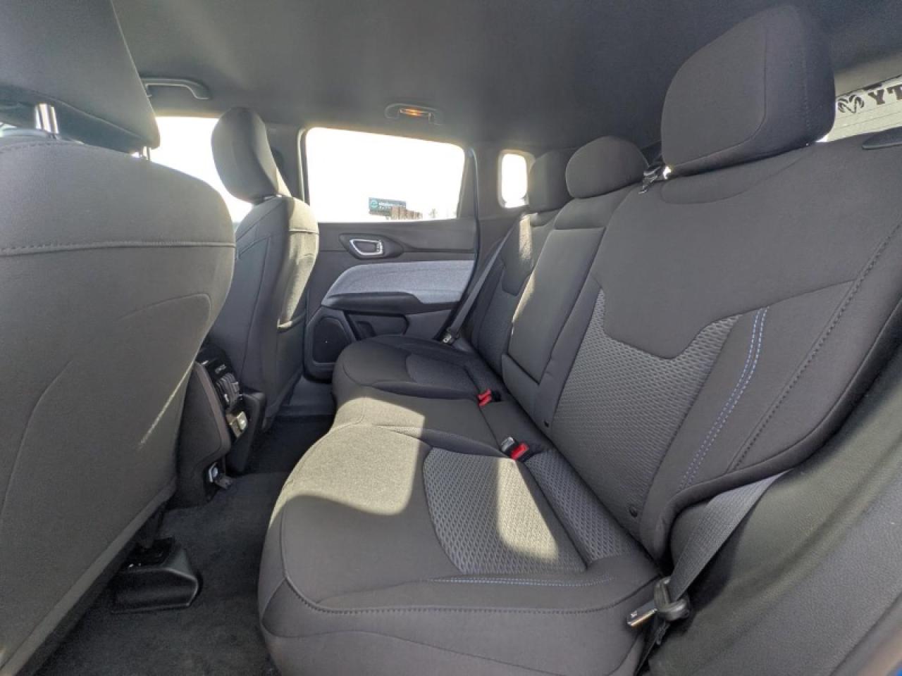 2026 Jeep Compass Sport Photo