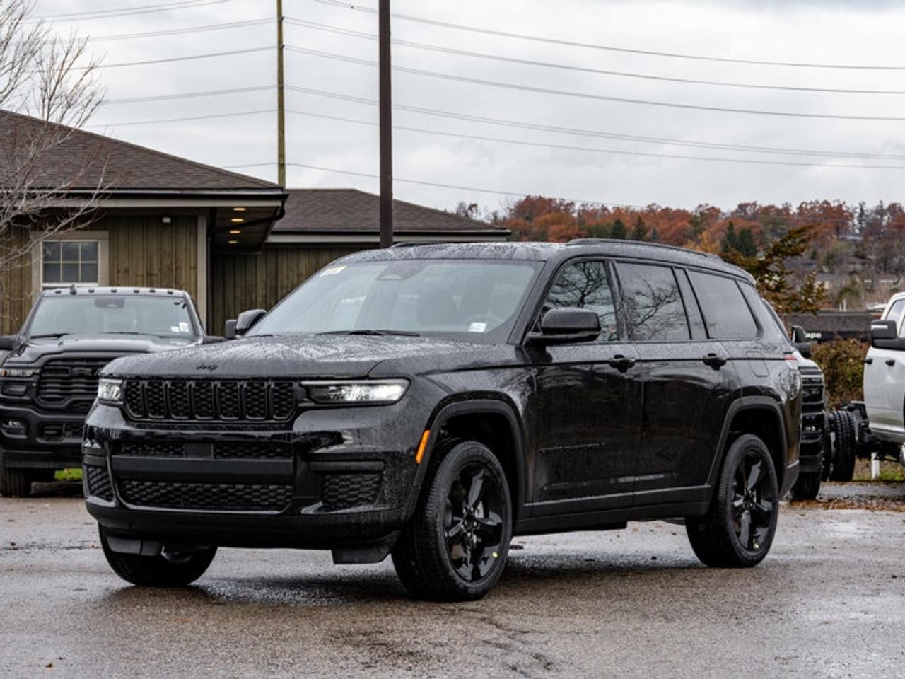 2025 Jeep Grand Cherokee L ALTITUDE Photo