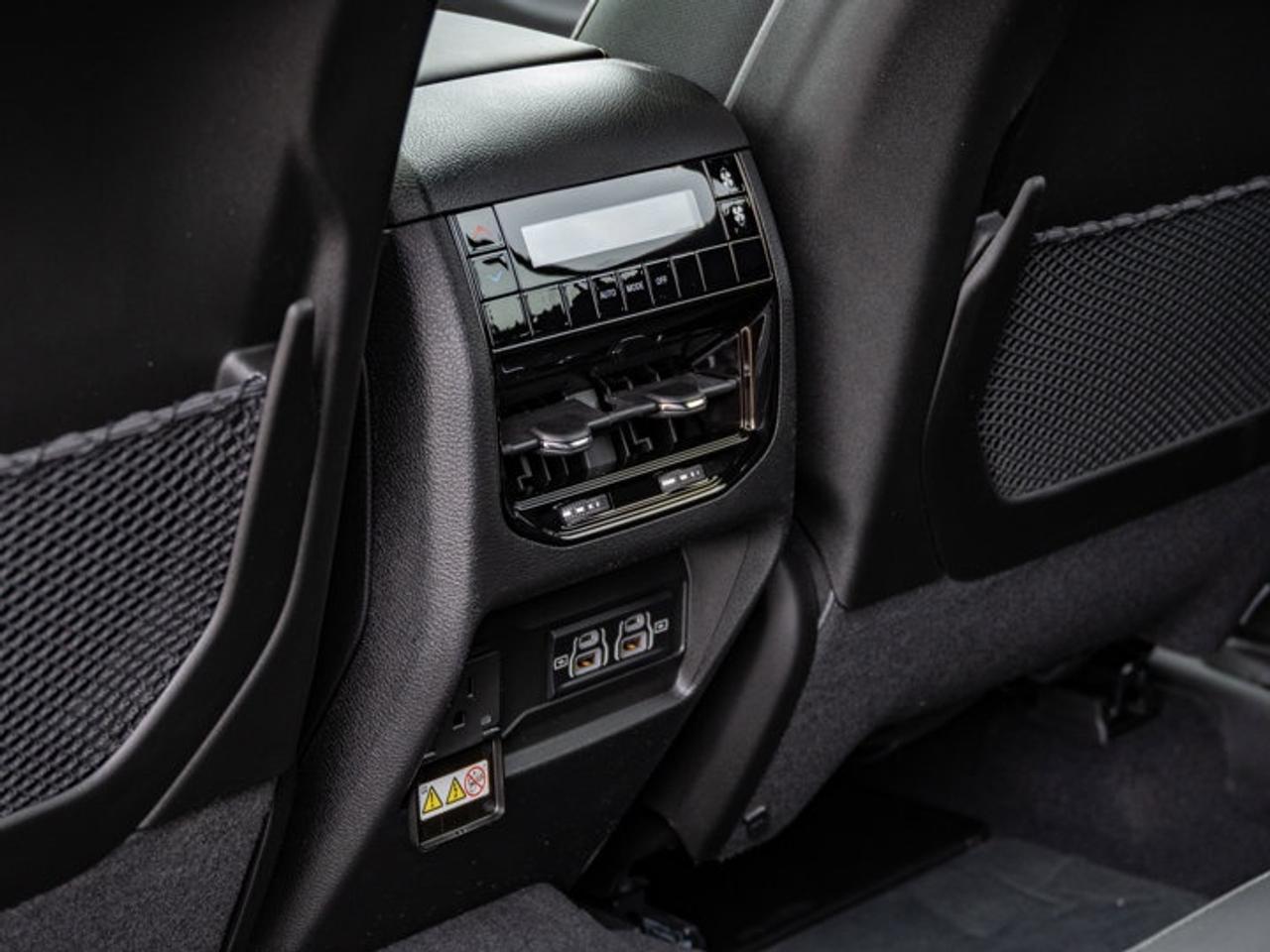 2025 Jeep Grand Cherokee L ALTITUDE Photo