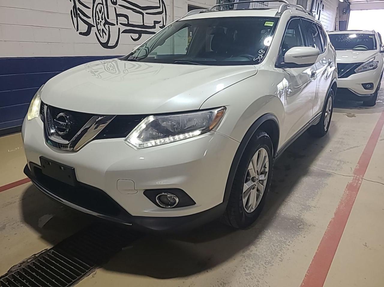 Used 2015 Nissan Rogue S for sale in Kingston, ON