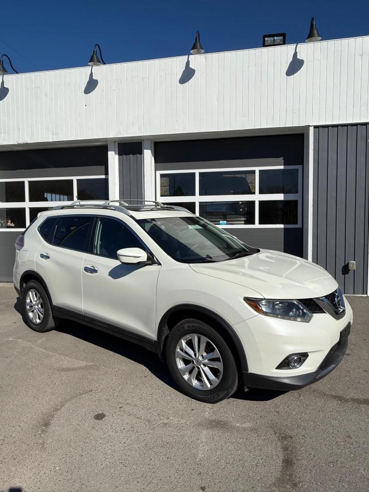 Used 2015 Nissan Rogue S for sale in Kingston, ON