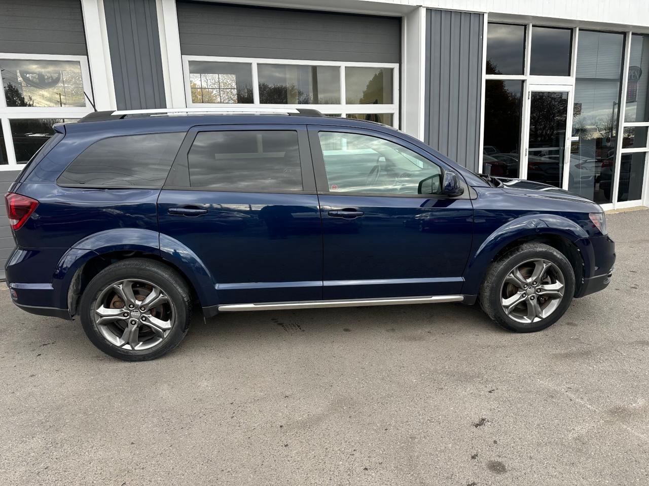 2017 Hyundai Santa Fe XL Ultimate Photo2