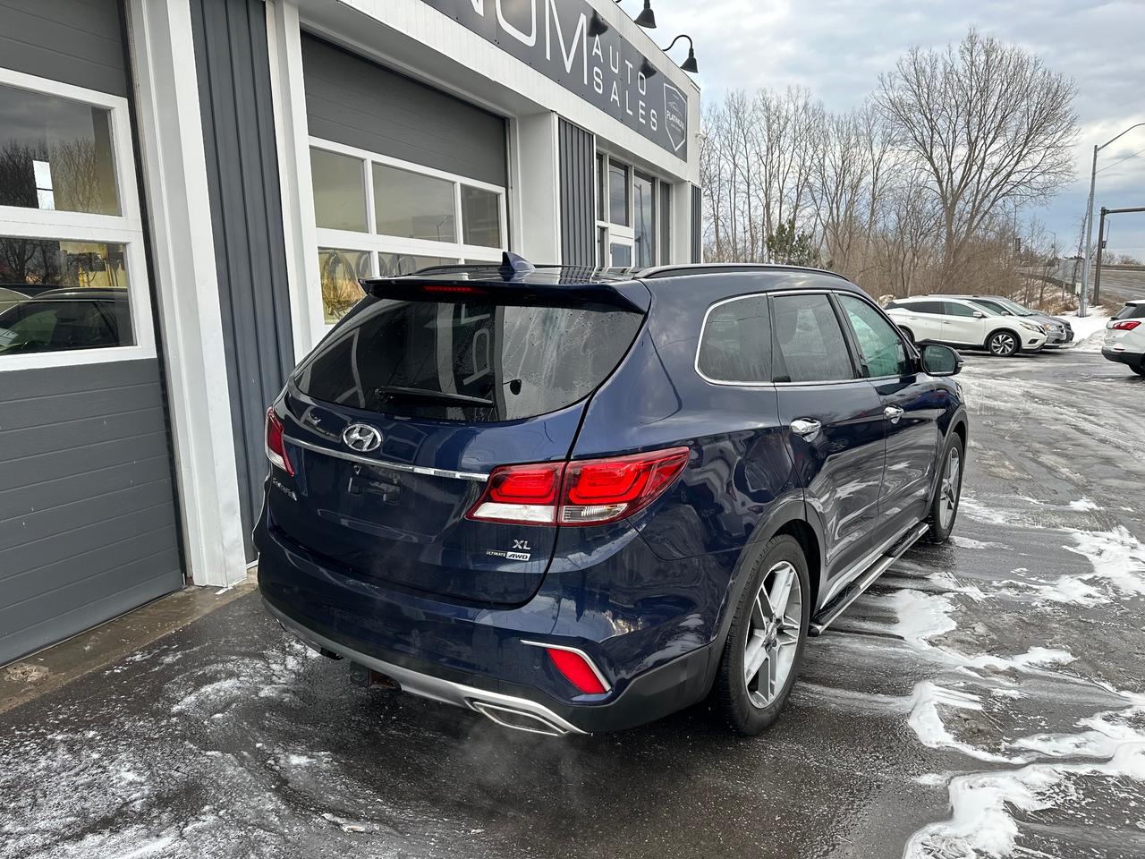 2017 Hyundai Santa Fe XL Ultimate Photo