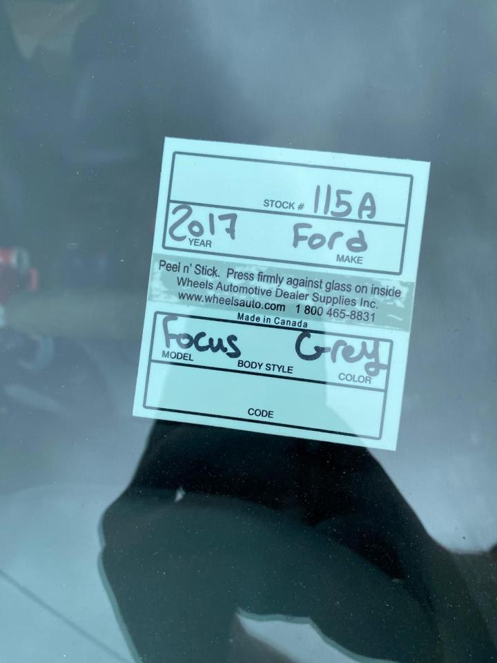 2017 Ford Focus SE - Photo #13