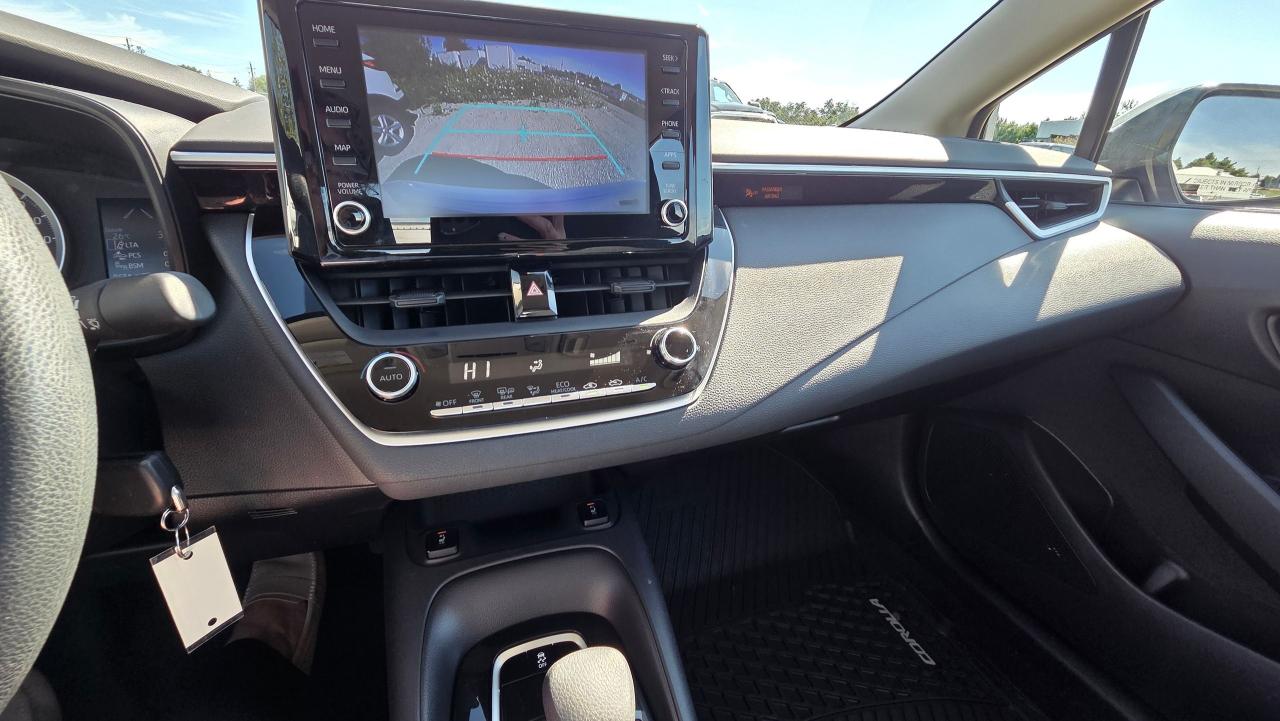 2022 Toyota Corolla LE - Photo #12