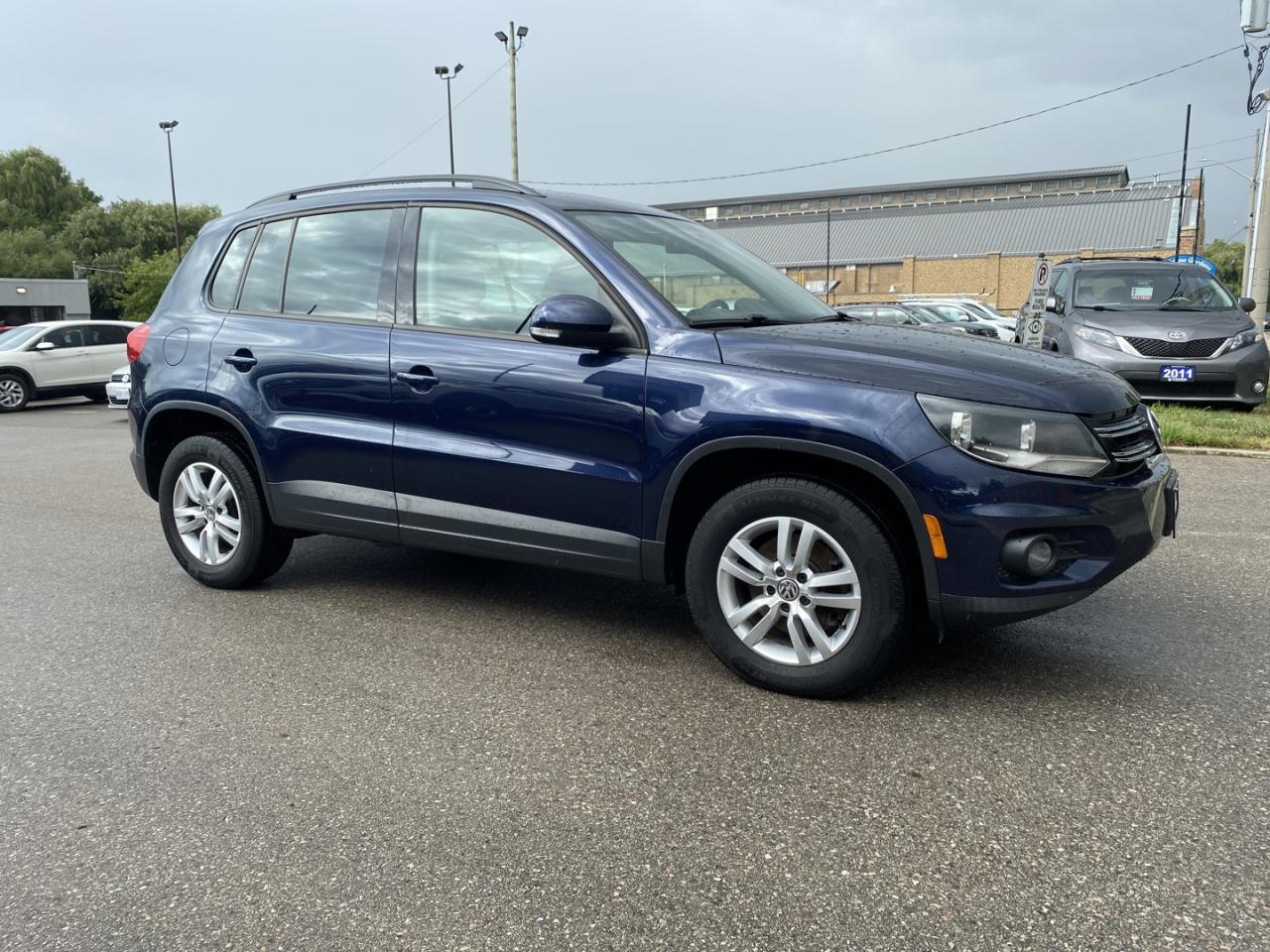 2014 Volkswagen Tiguan S Photo3