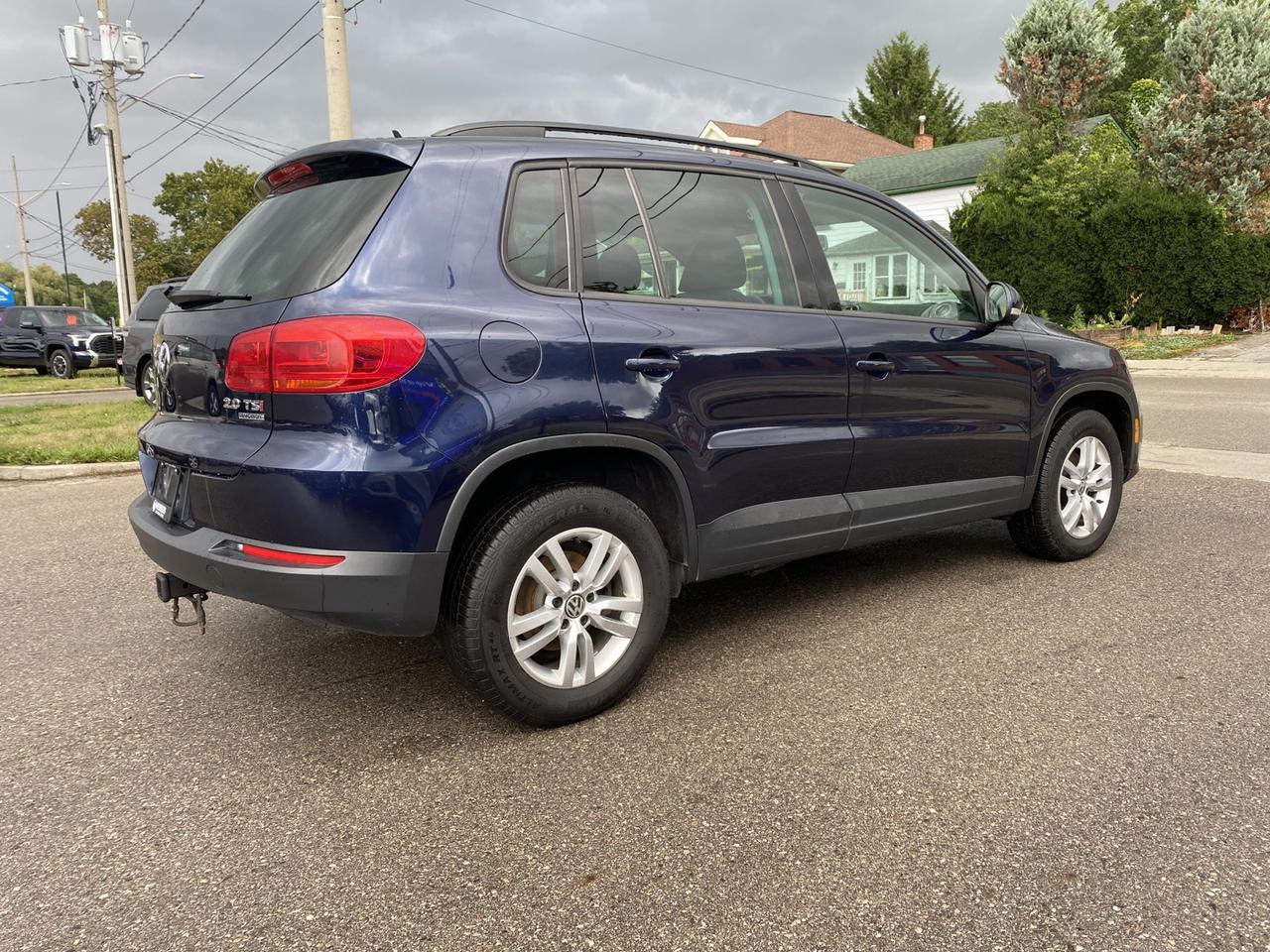 2014 Volkswagen Tiguan S Photo2