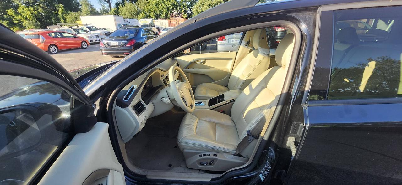 2008 Volvo XC70 5dr Wgn Photo