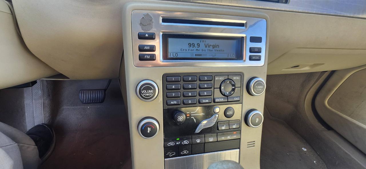 2008 Volvo XC70 5dr Wgn Photo