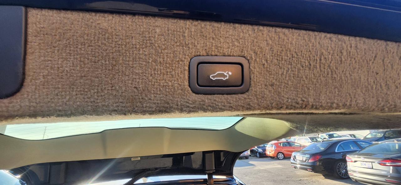 2008 Volvo XC70 5dr Wgn Photo