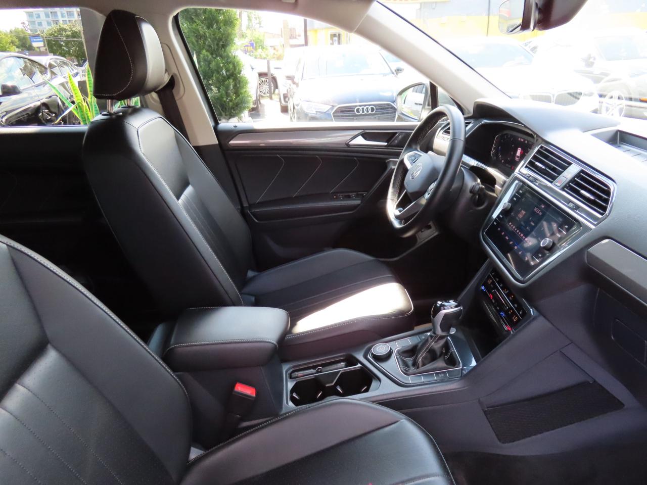 2024 Volkswagen Tiguan COMFORTLINE 4MOTION - Blind Spot Monitor !!! Photo