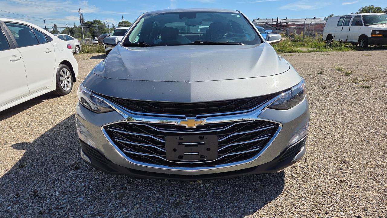 2023 Chevrolet Malibu 1LT - Photo #3