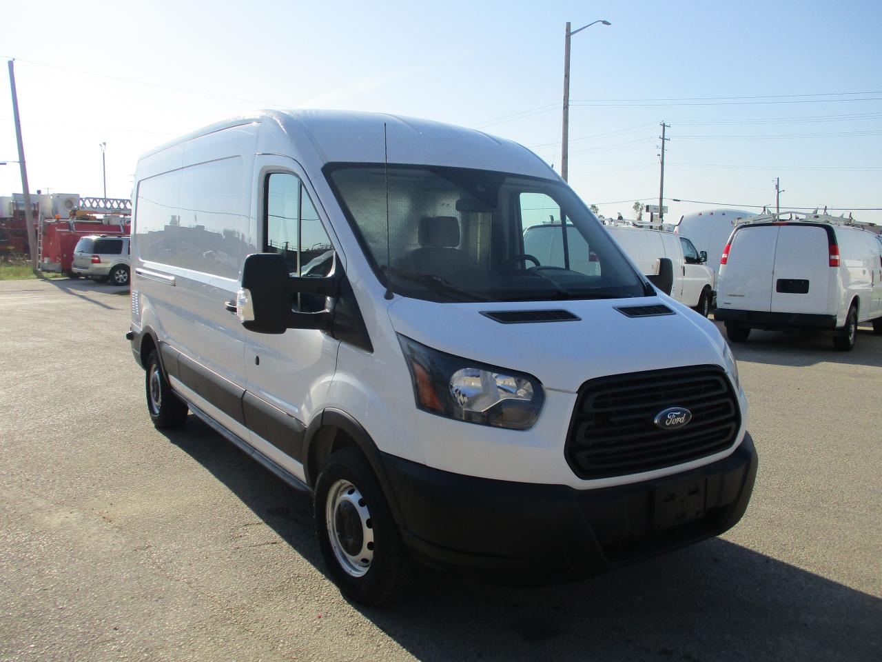 2019 Ford Transit  - Photo #3