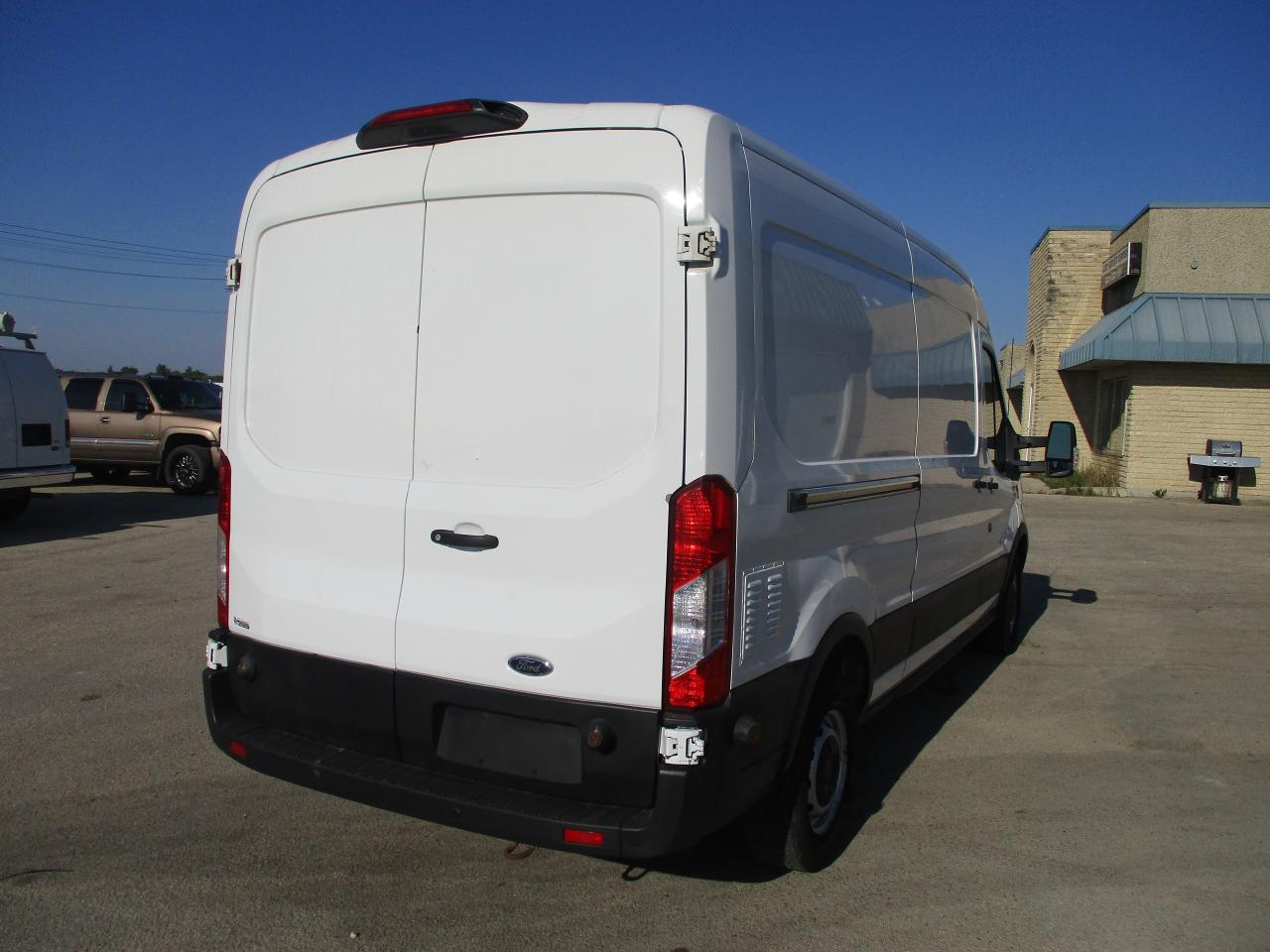 2019 Ford Transit  - Photo #5