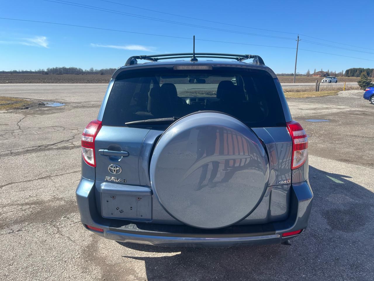 2012 Toyota RAV4 BASE | 4WD | Sunroof | Cruise Control - Photo #4