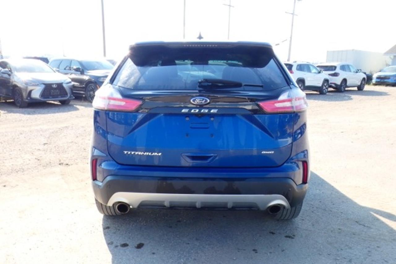 2023 Ford Edge Titanium AWD w/Htd Leather, pano S/R, BUC - Photo #7