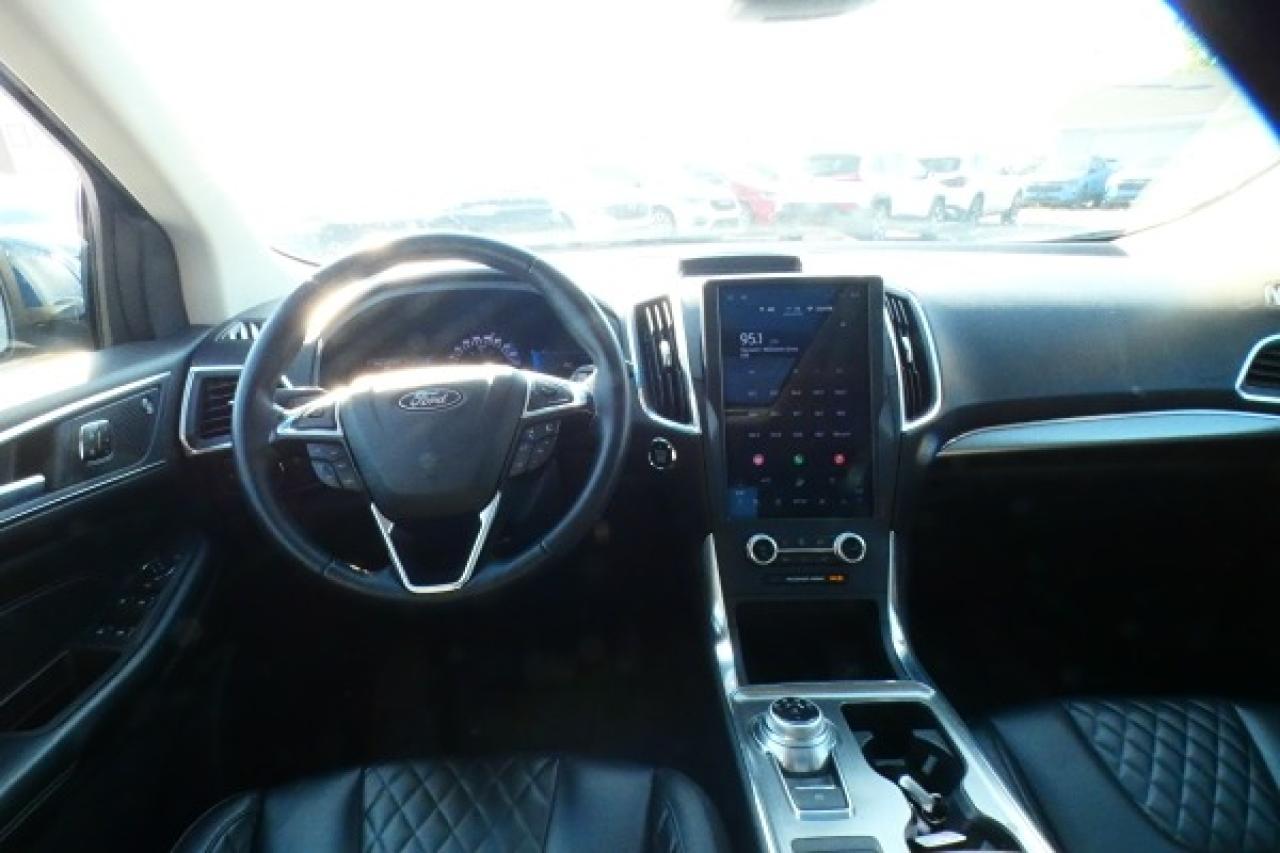 2023 Ford Edge Titanium AWD w/Htd Leather, pano S/R, BUC - Photo #12