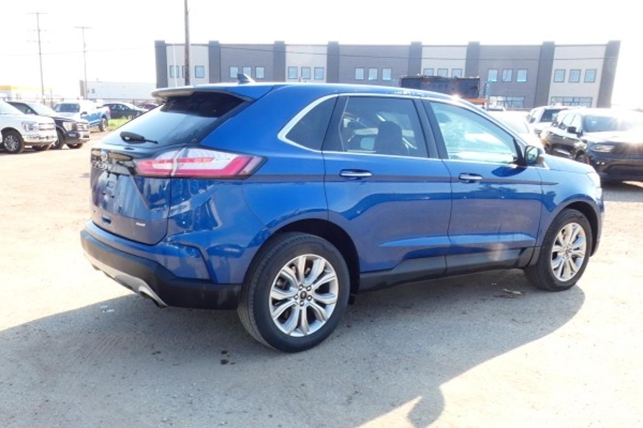 2023 Ford Edge Titanium AWD w/Htd Leather, pano S/R, BUC - Photo #6