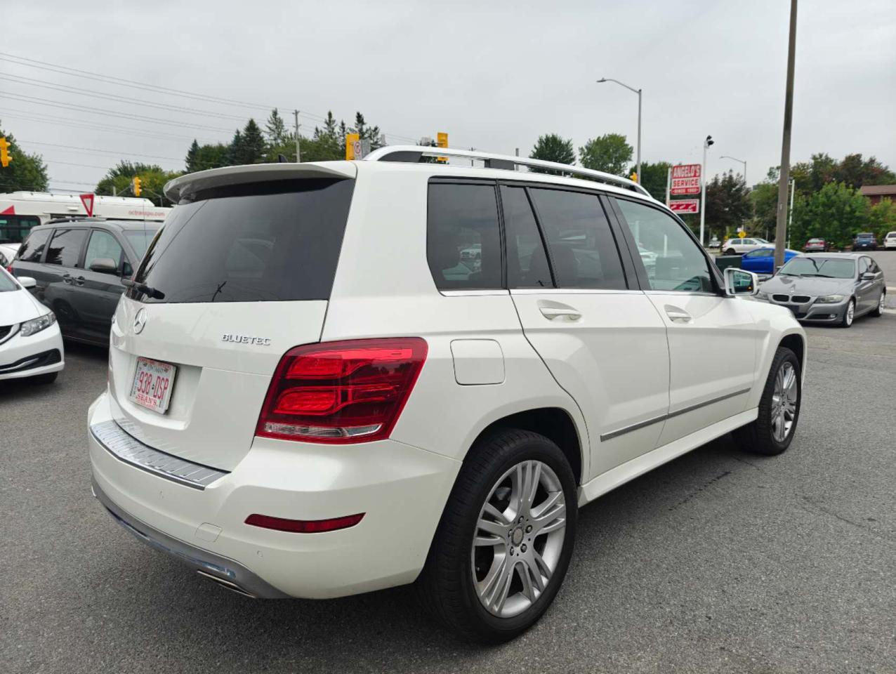 2014 Mercedes-Benz GLK-Class 4MATIC 4DR GLK 250 BLUETEC - Photo #5