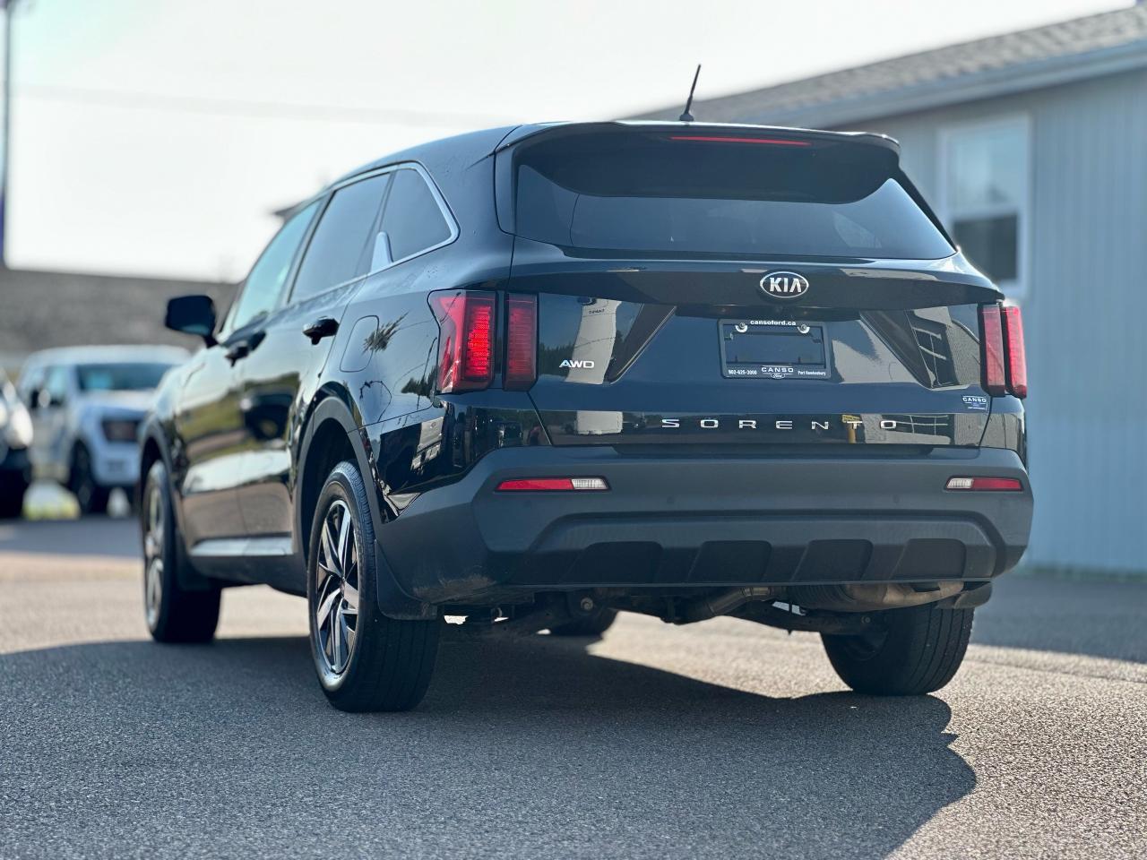 2021 Kia Sorento EX AWD W/ALL NEW BRAKES! Photo4
