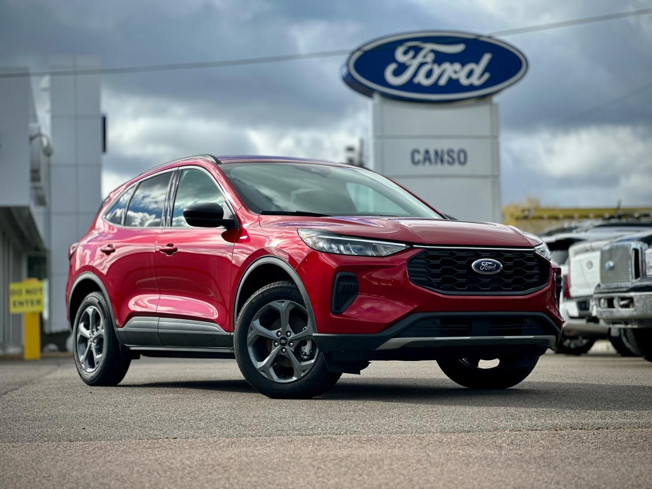 2025 Ford Escape ST-Line AWD Photo0