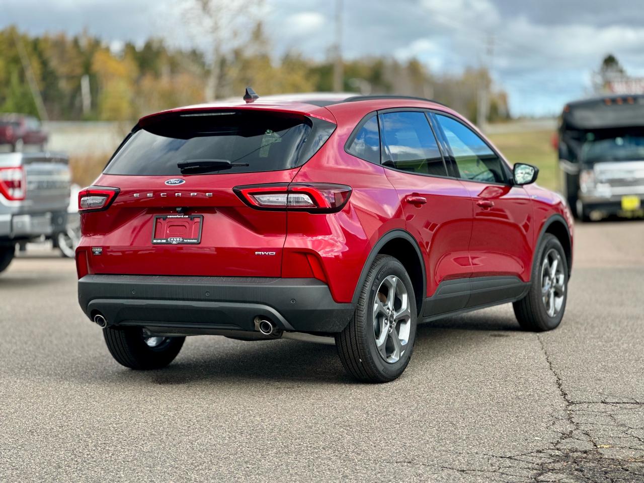 2025 Ford Escape ST-Line AWD Photo5