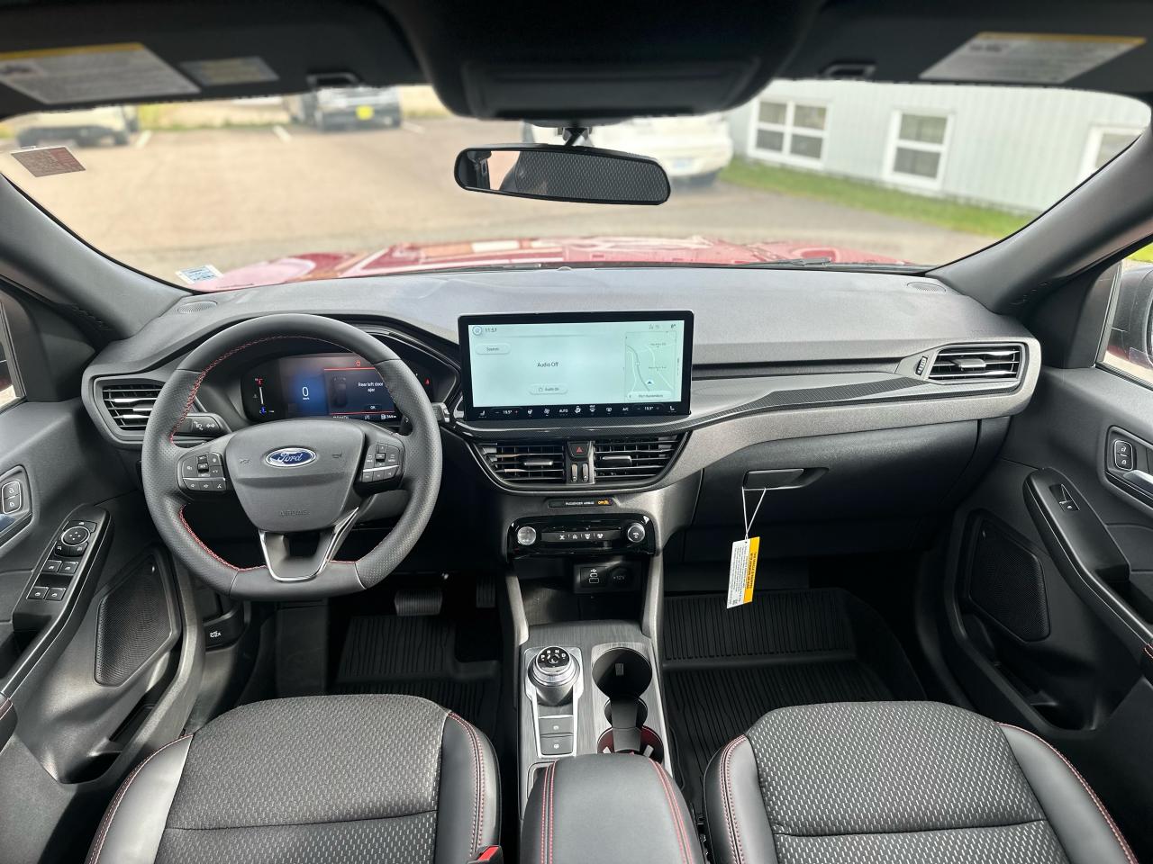 2025 Ford Escape ST-Line AWD Photo5