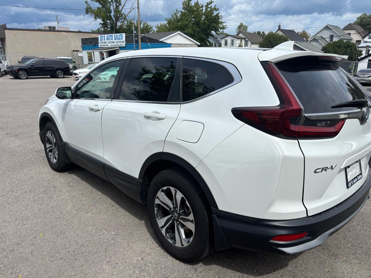 2022 Honda CR-V LX, AWD, Heated Seats, Push Button Start, Alloys Photo4