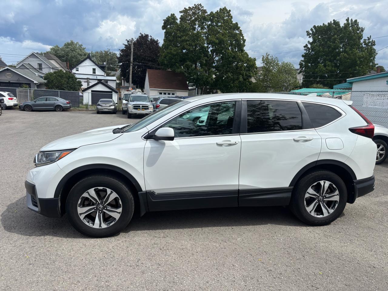 2022 Honda CR-V LX, AWD, Heated Seats, Push Button Start, Alloys Photo3