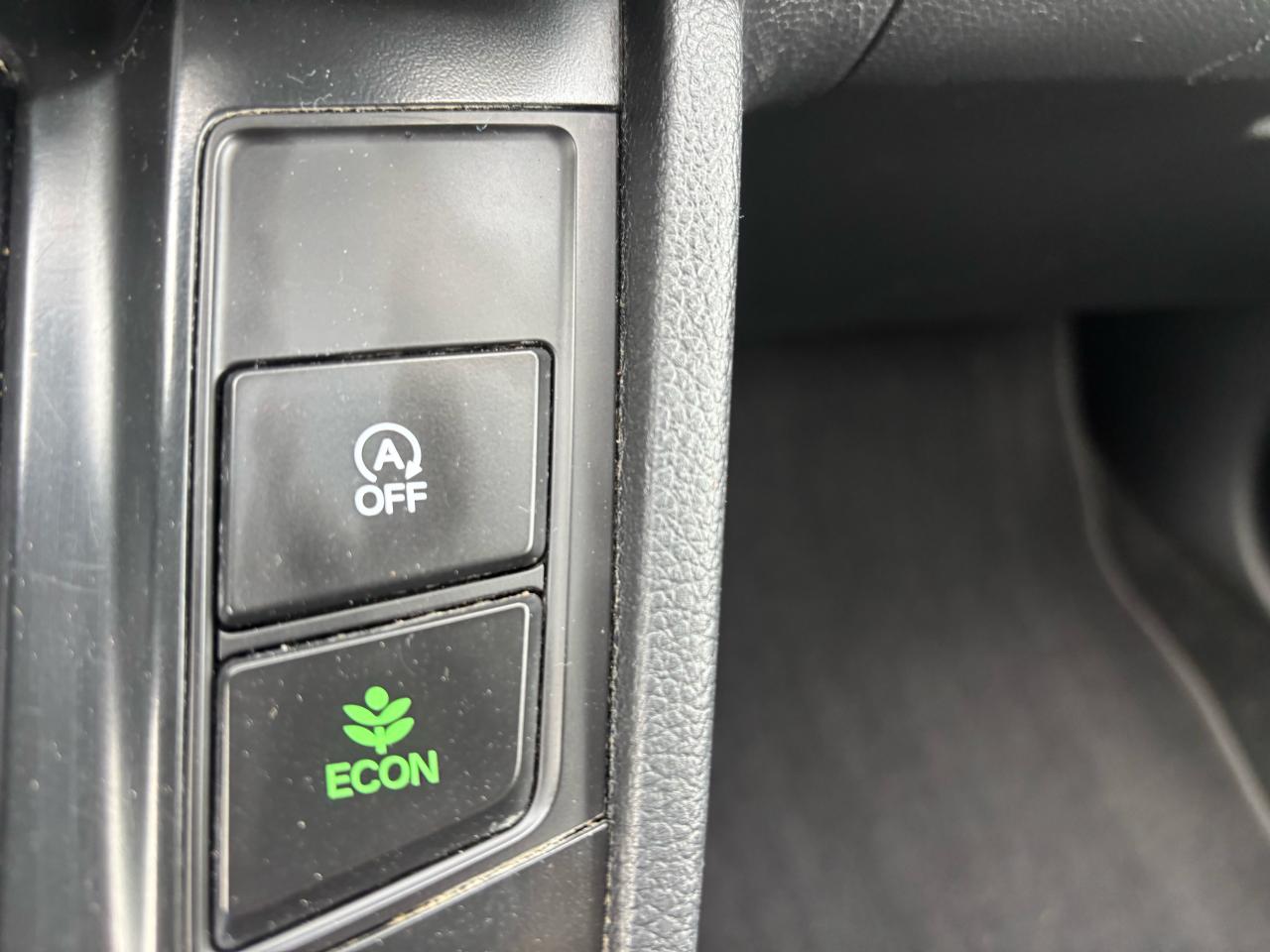 2022 Honda CR-V LX, AWD, Heated Seats, Push Button Start, Alloys - Photo #24