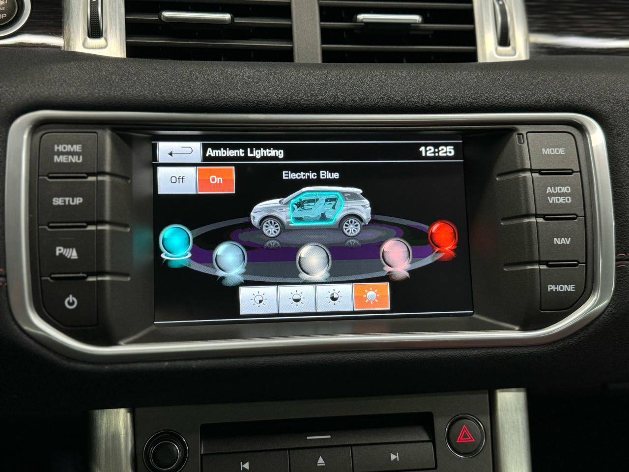 2015 Land Rover Range Rover Evoque DYNAMIC|NAV|360CAM|RED INT.|BSM|LKA|MERIDIAN| - Photo #18