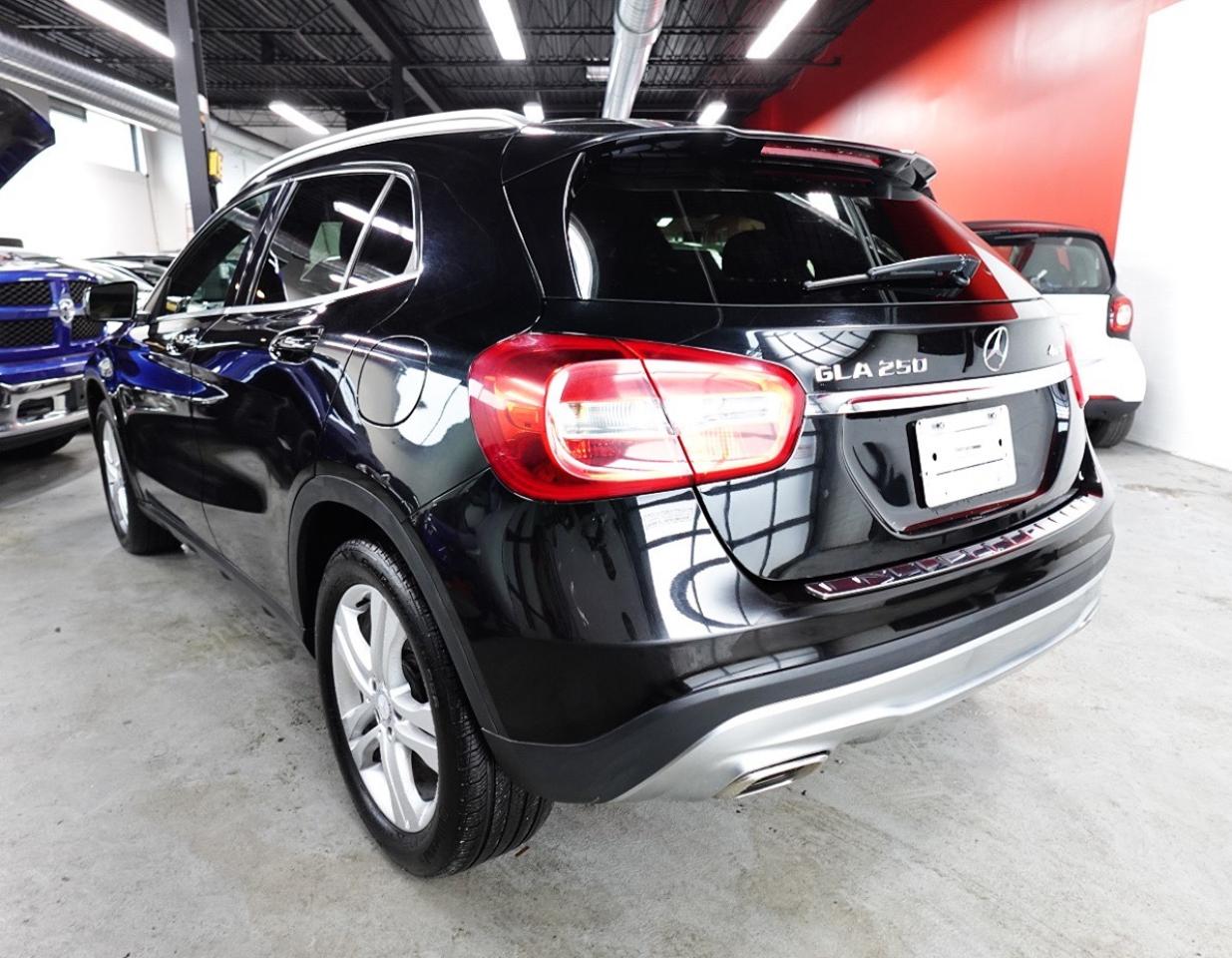2015 Mercedes-Benz GLA GLA 250 4MATIC - No Accident, Low KM - Photo #6