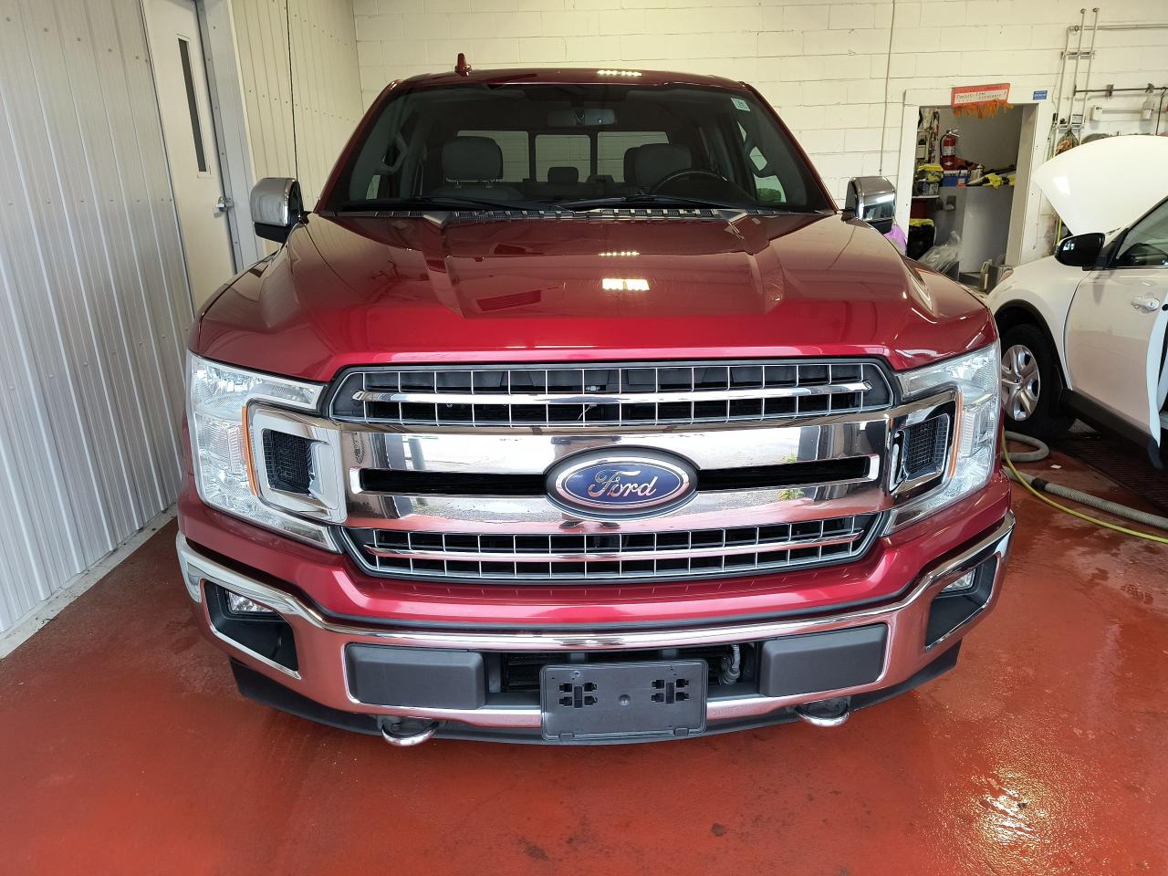 2018 Ford F-150 XLT Photo0