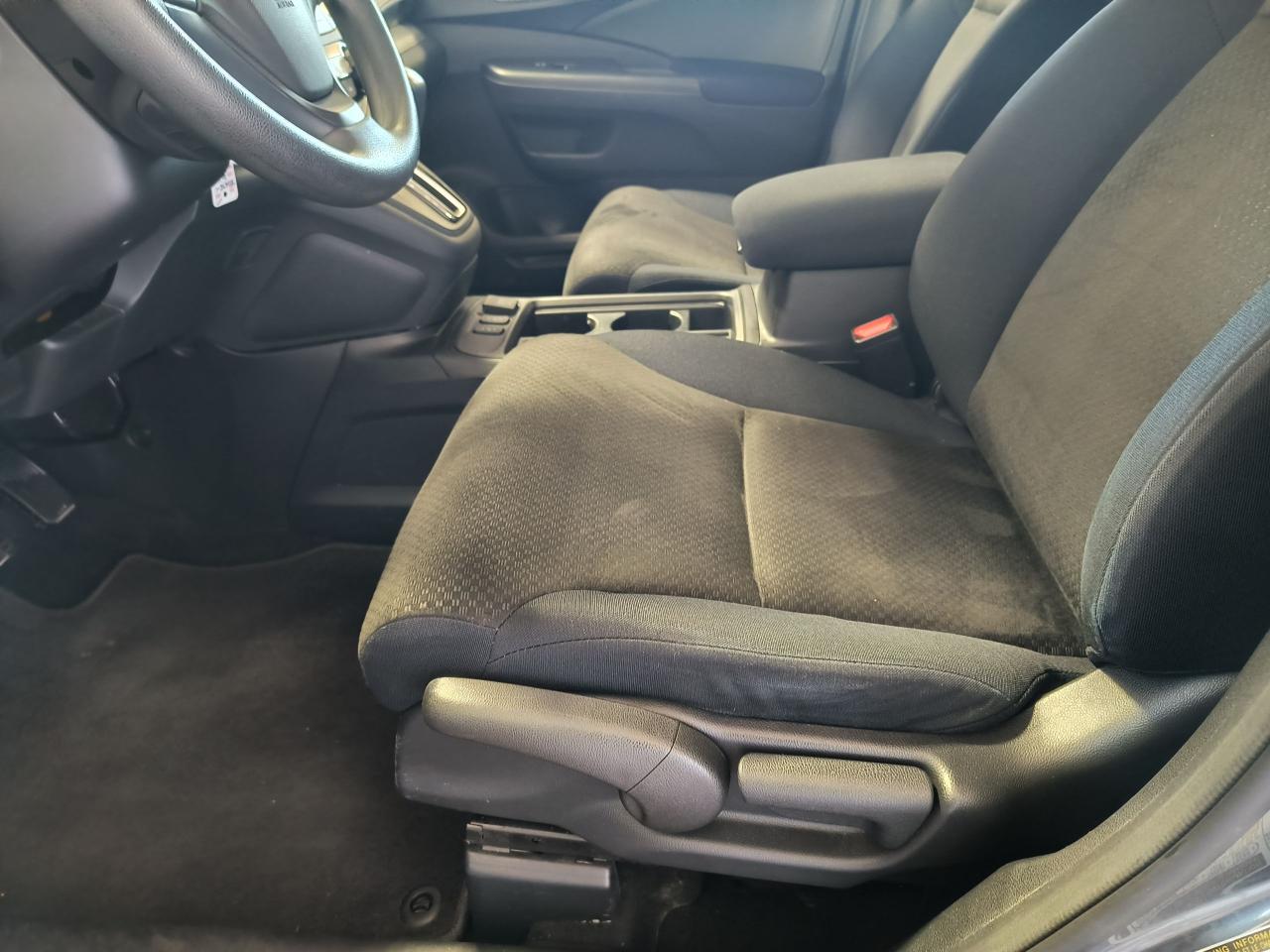 2016 Honda CR-V LX AWD Photo0