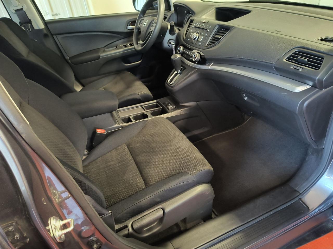 2016 Honda CR-V LX AWD Photo0