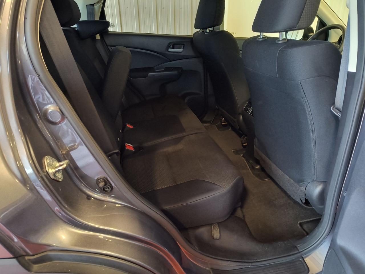 2016 Honda CR-V LX AWD Photo0