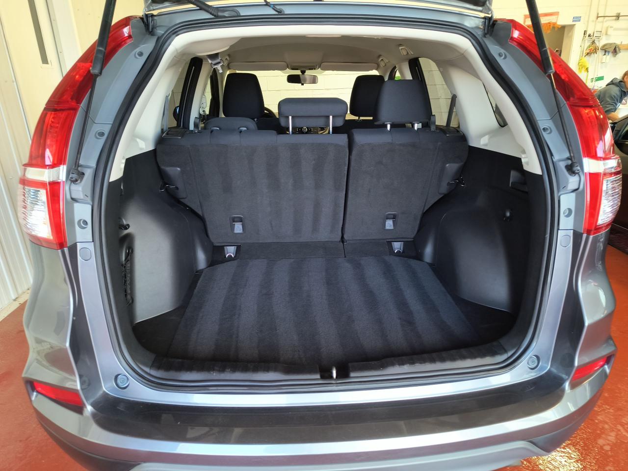 2016 Honda CR-V LX AWD Photo0