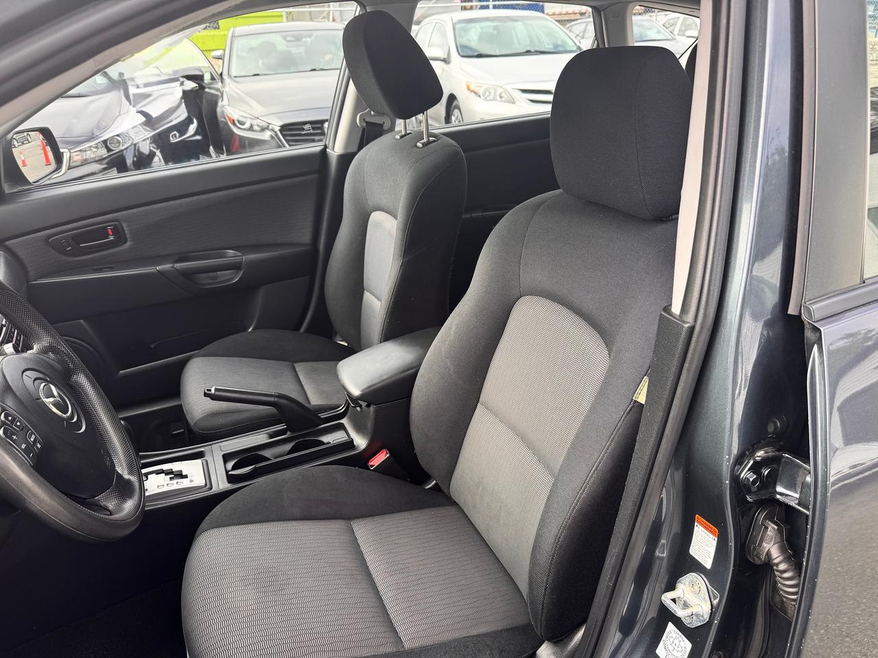 2009 Mazda MAZDA3 GX FINANCING AVAILABLE Photo9