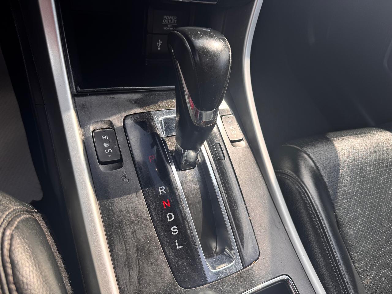 2014 Honda Accord EX-L FINANCING AVAILABLE Photo12