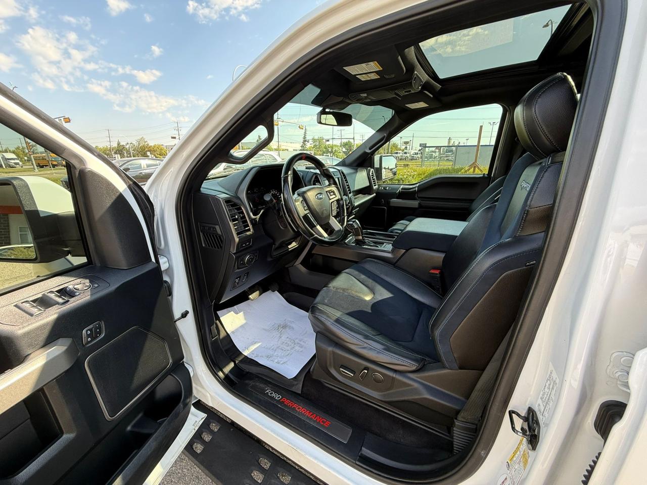 2019 Ford F-150 Raptor | LOADED!! | ALL CREDIT ACCEPTED!! - Photo #15