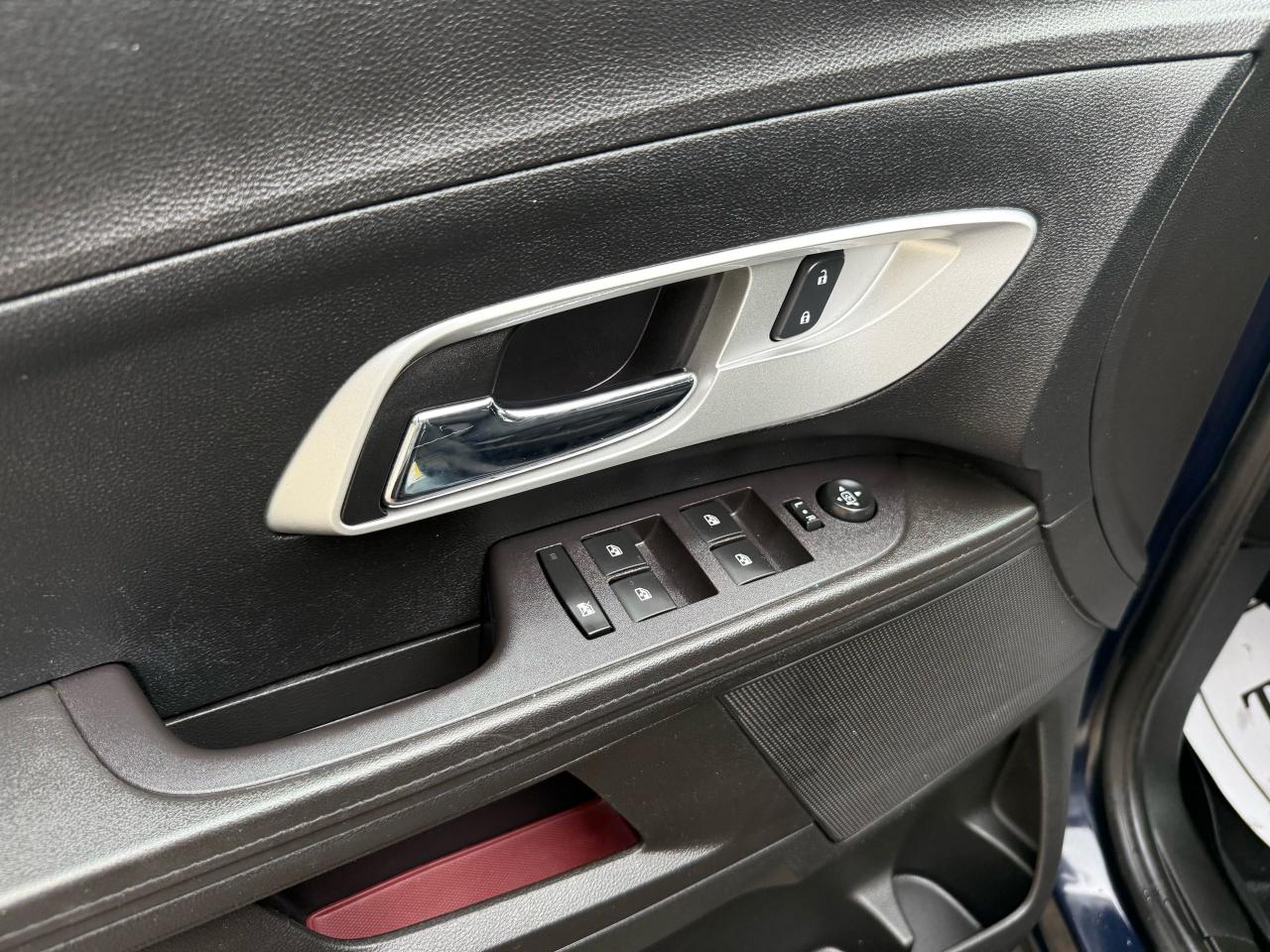 2017 Chevrolet Equinox LT - Photo #7