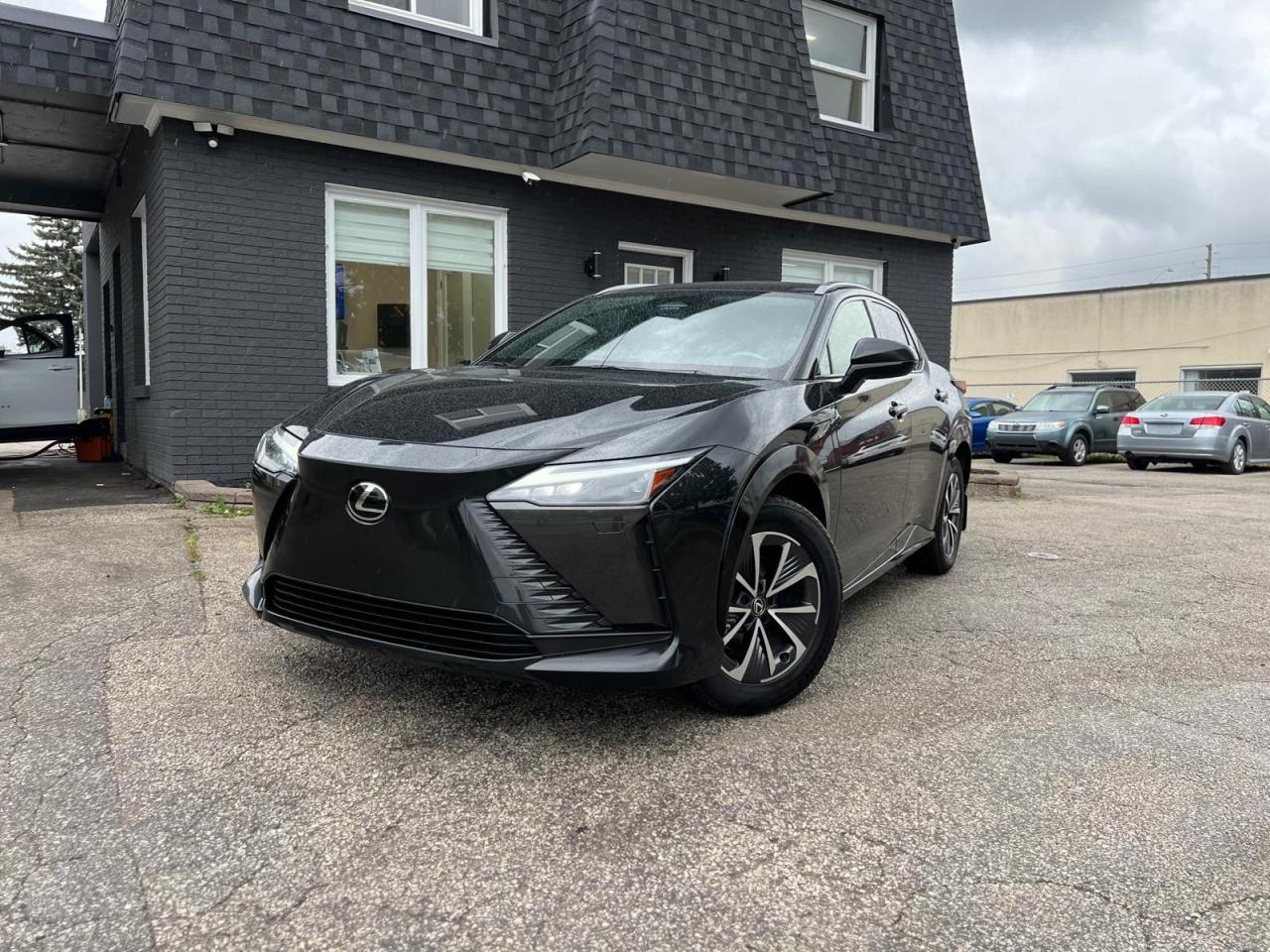 2023 Lexus RX RZ 450e No Accident One Owner EV Photo4