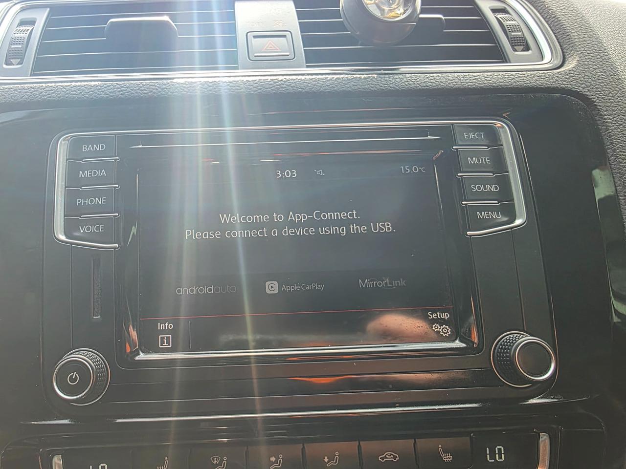 2017 Volkswagen Jetta 1.8 TSI Highline NEW ARRIVAL | Leather | Sunroof Photo