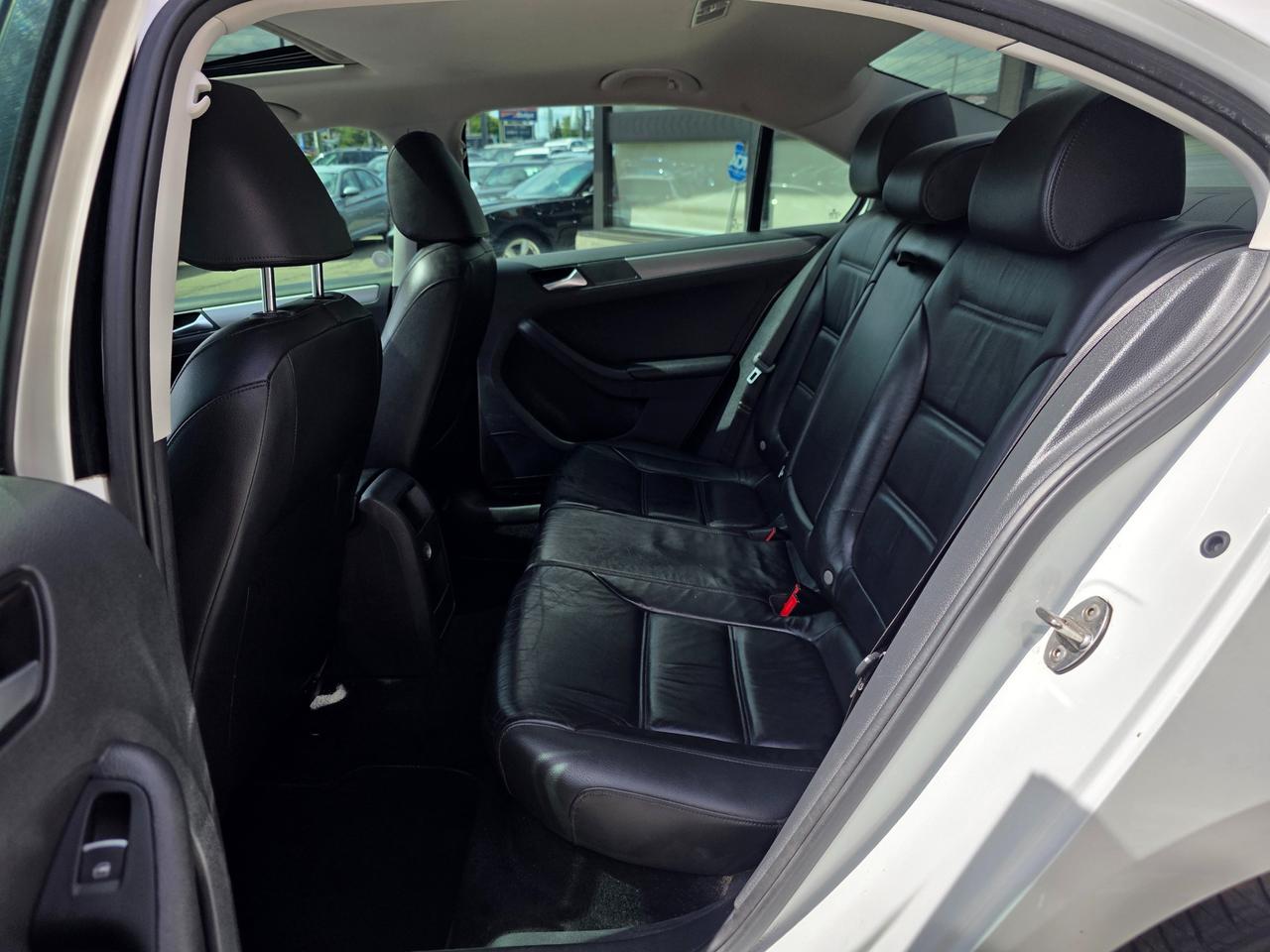 2017 Volkswagen Jetta 1.8 TSI Highline NEW ARRIVAL | Leather | Sunroof Photo