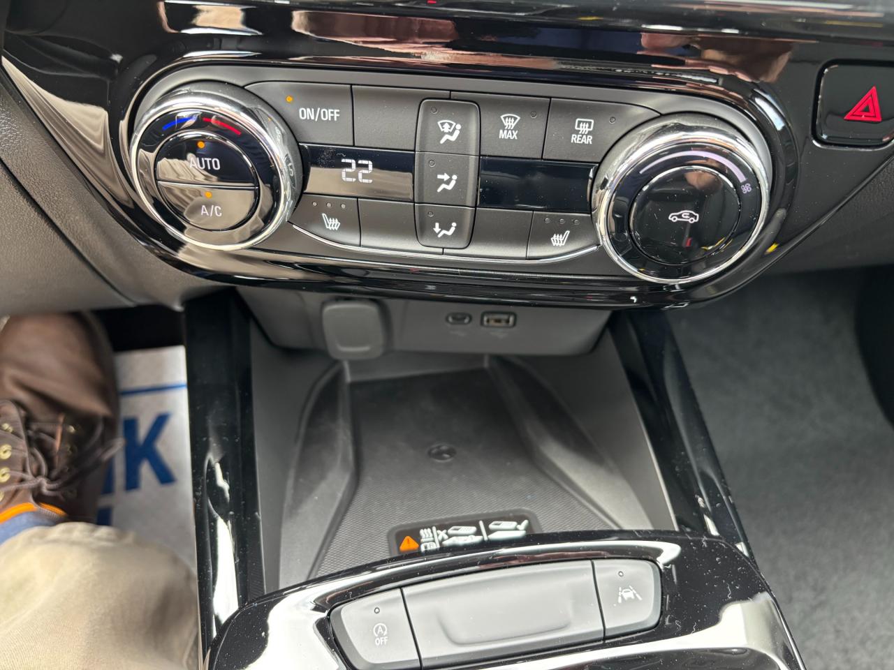 2025 Chevrolet Trax ACTIV 2025 Chevrolet Trax Activ FWD Photo