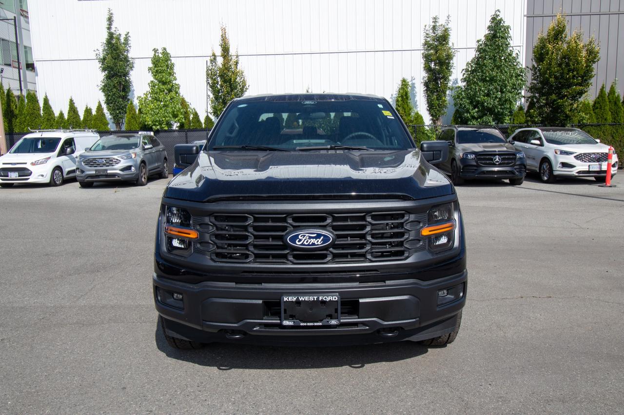 2025 Ford F-150 STX 4WD SuperCrew 5.5' Box Photo2