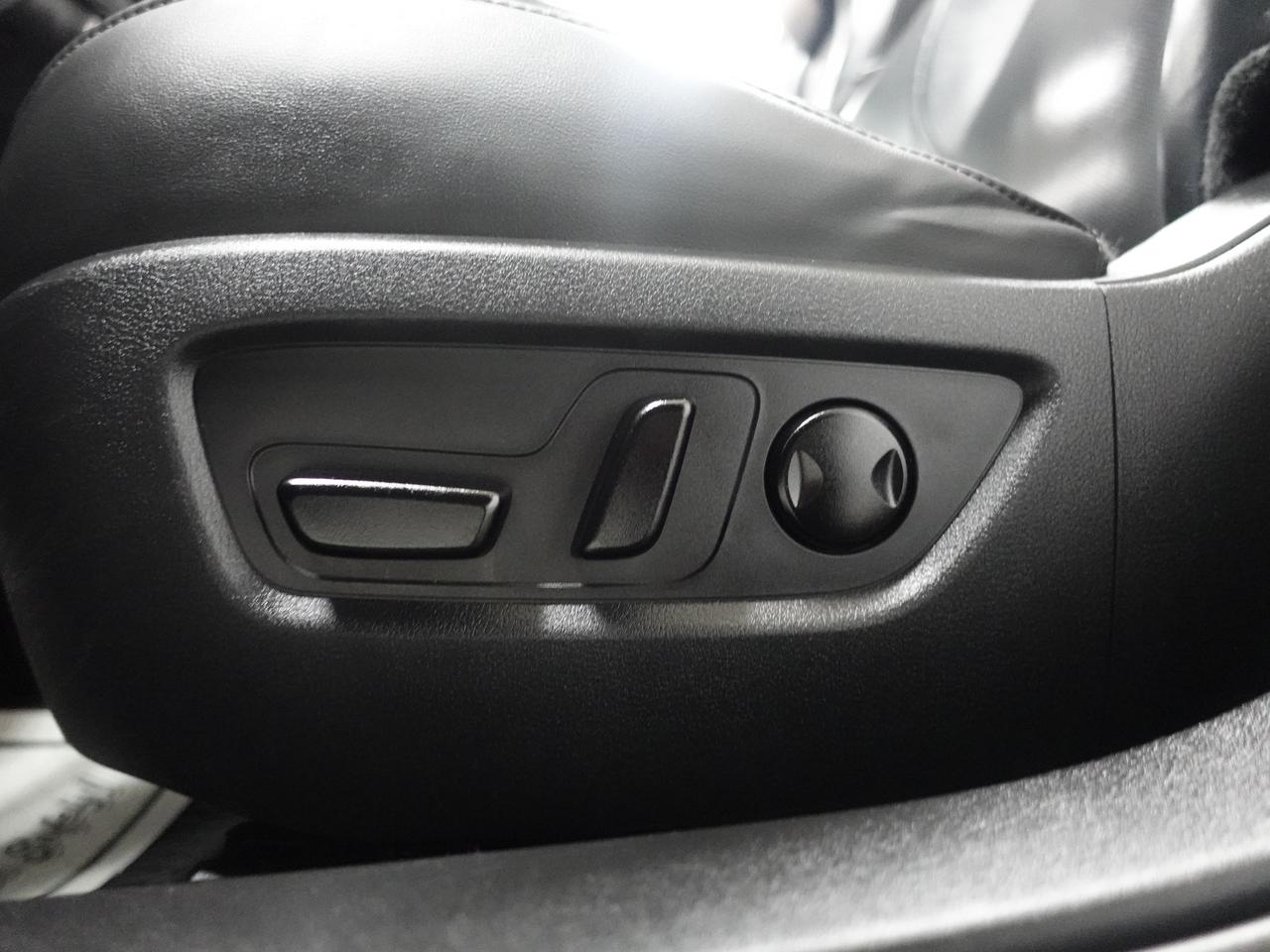 2022 Mazda CX-30 GT TURBO | AWD | Nav | Leather | Sunroof | CarPlay Photo